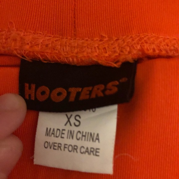 Authentic hooters shorts - Picture 2 of 2
